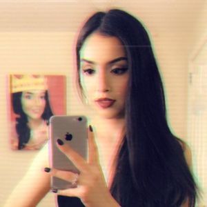 Meet your Posher, Alexandra